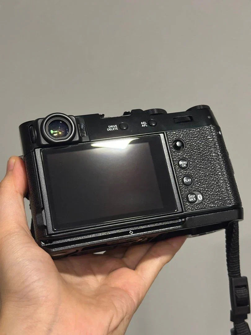 Fujifilm X100VI (black) + accessories - Image 2