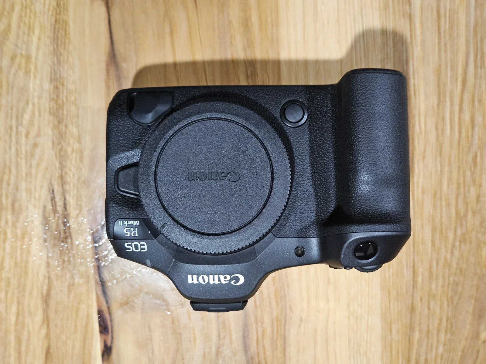 Canon EOS R5 Mark II Mirrorless Digital Camera Body 45 MP Full-Frame - Image 2