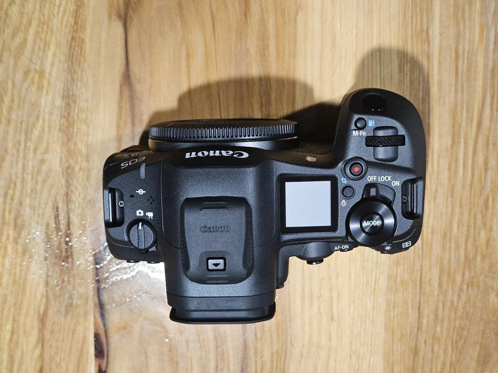 Canon EOS R5 Mark II Mirrorless Digital Camera Body 45 MP Full-Frame - Image 3