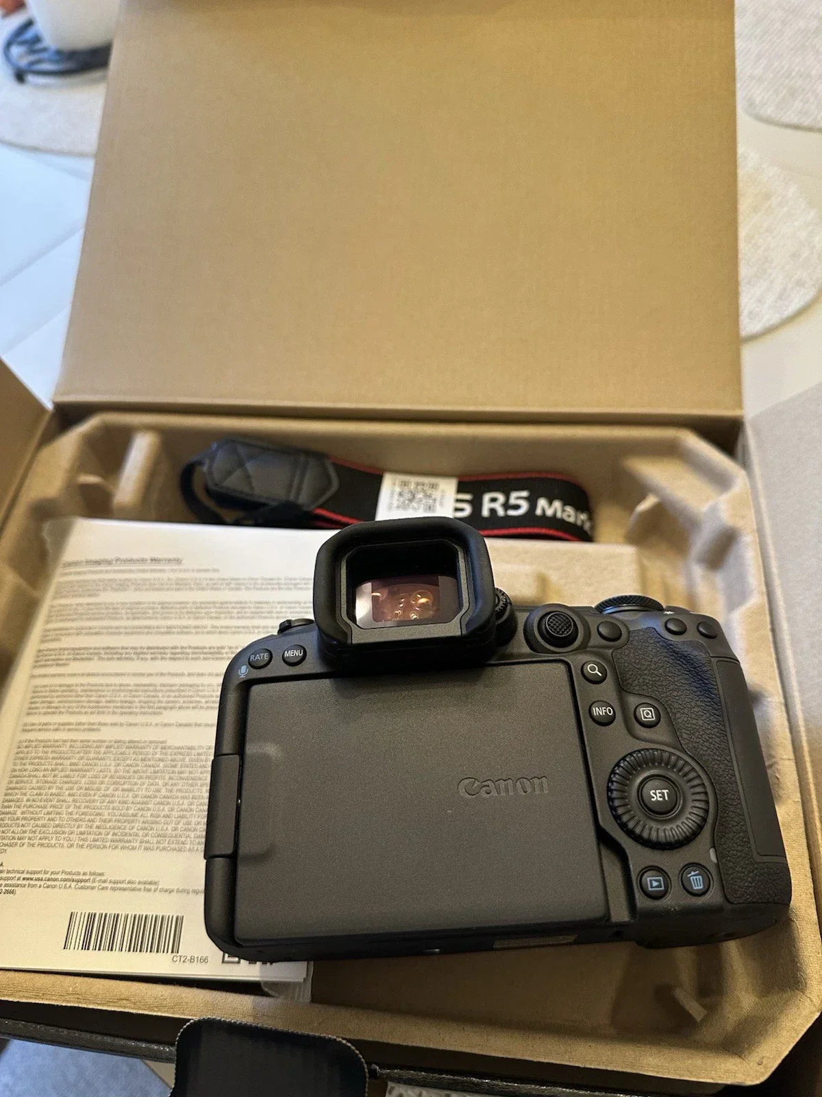 Canon EOS R5 Mark II Mirrorless Camera Body Only Black 45MP USB 3.2in - Image 2