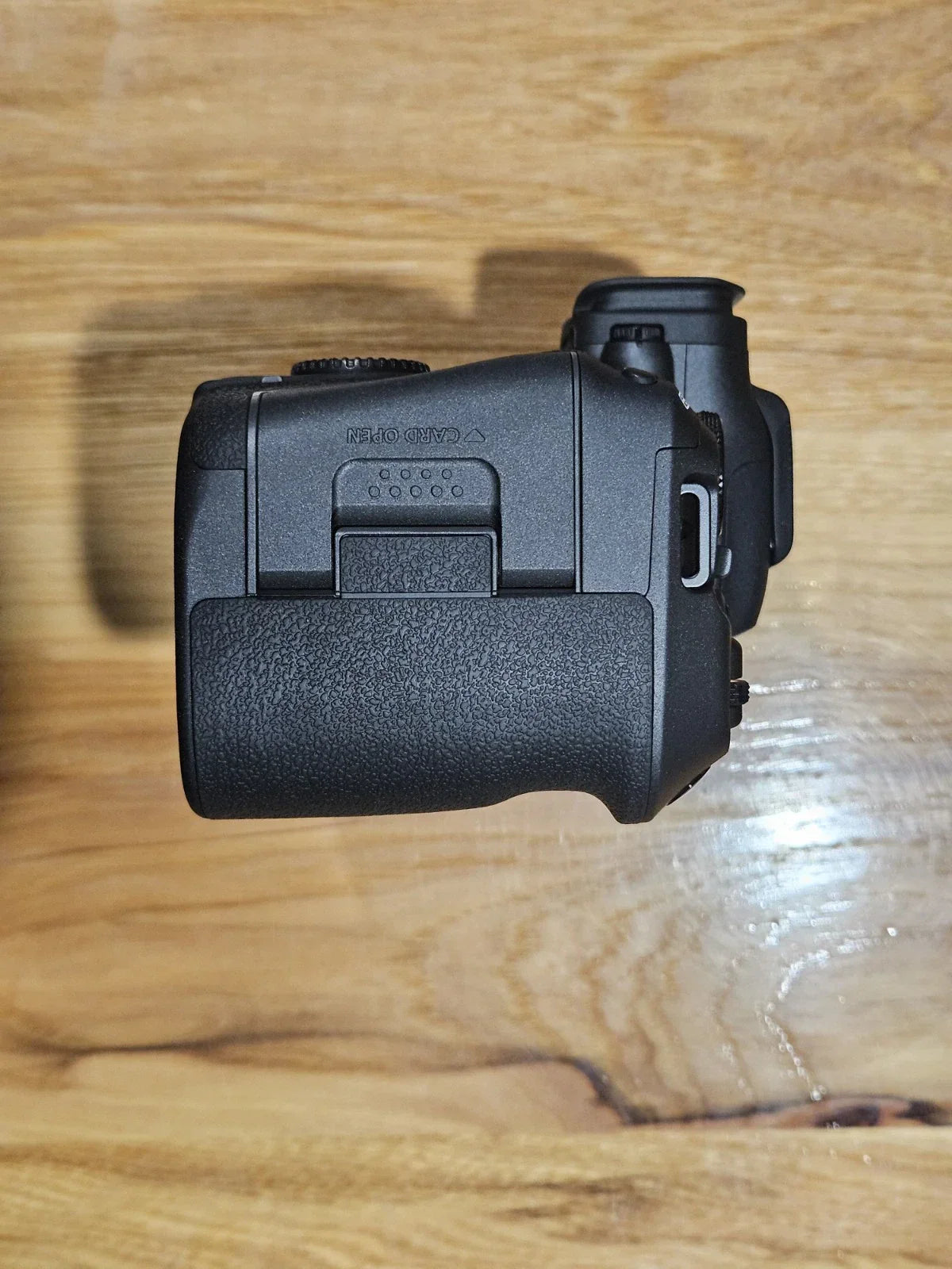 Canon EOS R5 Mark II Mirrorless Digital Camera Body 45 MP Full-Frame - Image 6