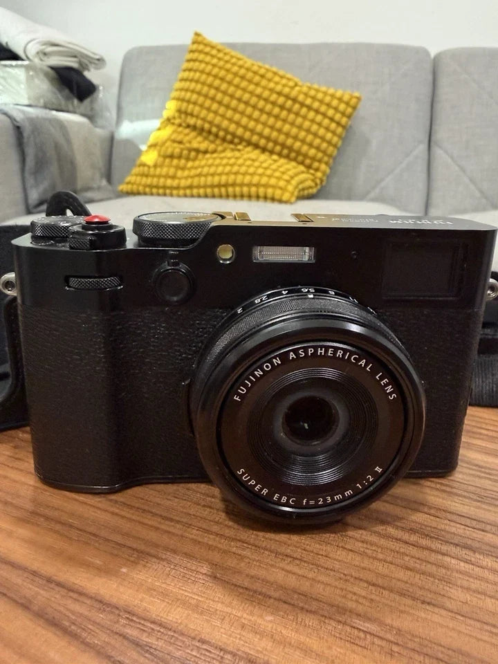 Fujifilm X100VI Digital Camera (Black) – Mint Condition + Accessories & Original Box - Image 2