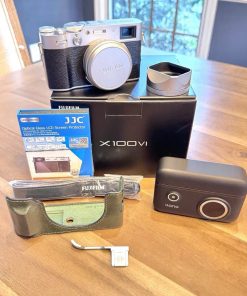 ✨ USA Item ✨ Fujifilm X100VI Silver 40.2MP – Pristine Condition w Extras