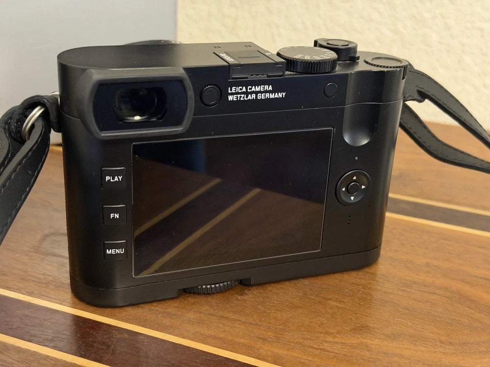 Leica Q2 Digital Camera – Mint Barely Used – USA Purchased - Image 3