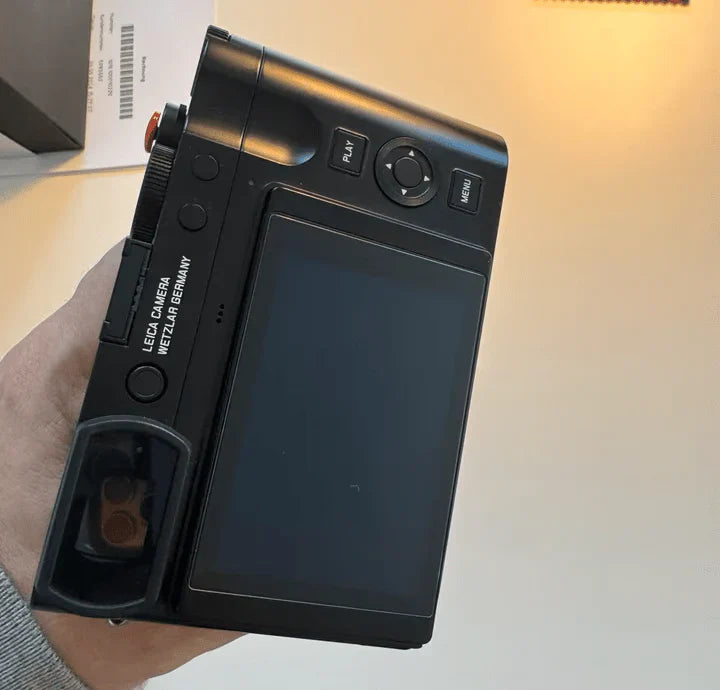 Leica Q3 43MP With Original Box & Accessories - Image 5
