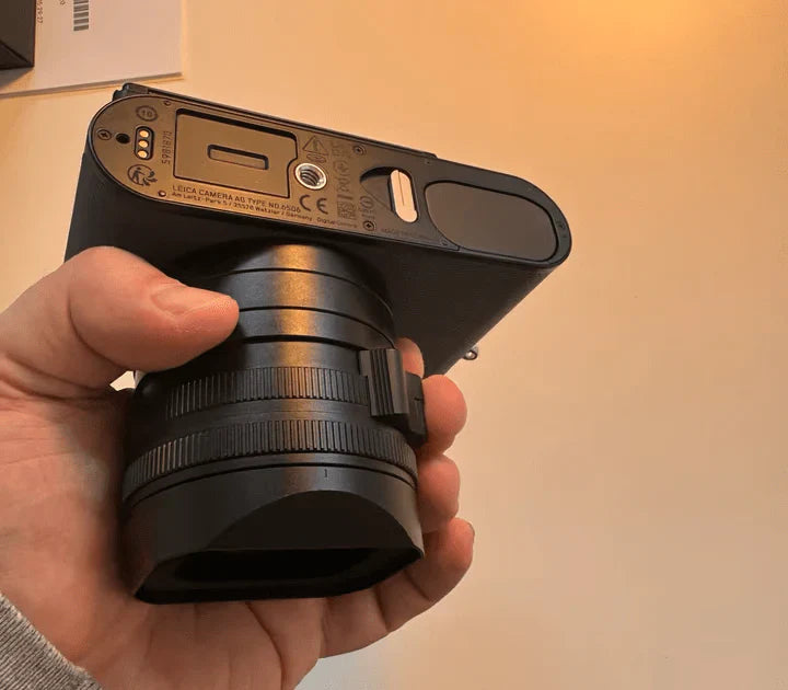 Leica Q3 43MP With Original Box & Accessories - Image 2